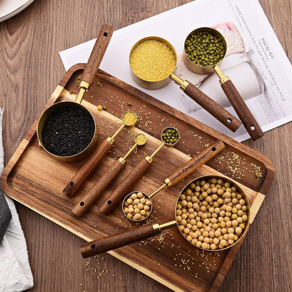 Cuillère doseuse avec manche en bois naturel antidérapant et ergonomique – Librecook